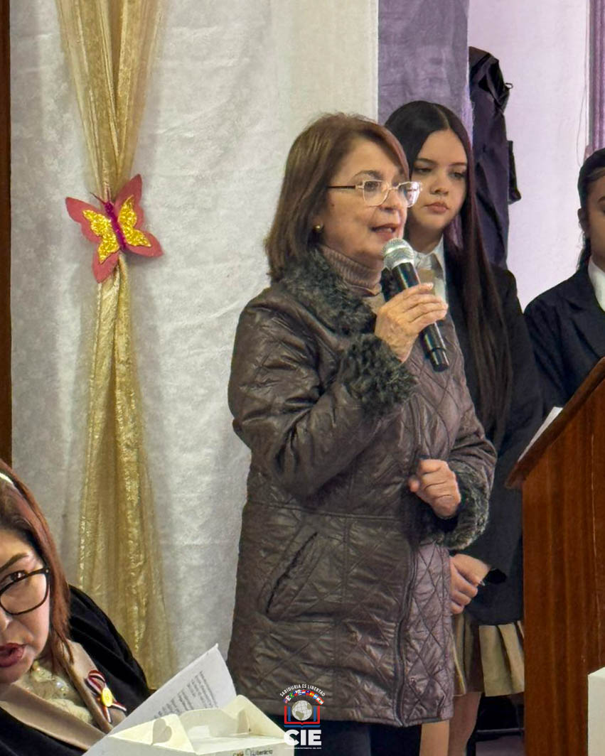 Café Literario ÑE'ẼRY: estudiantes del CIE compartieron una jornada de lectura, escritura y oralidad